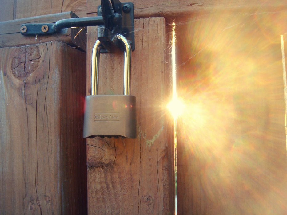 Master Lock 176 Resettable Combination Brass Padlock, Supervisory Key Override 2in (51mm) Wide